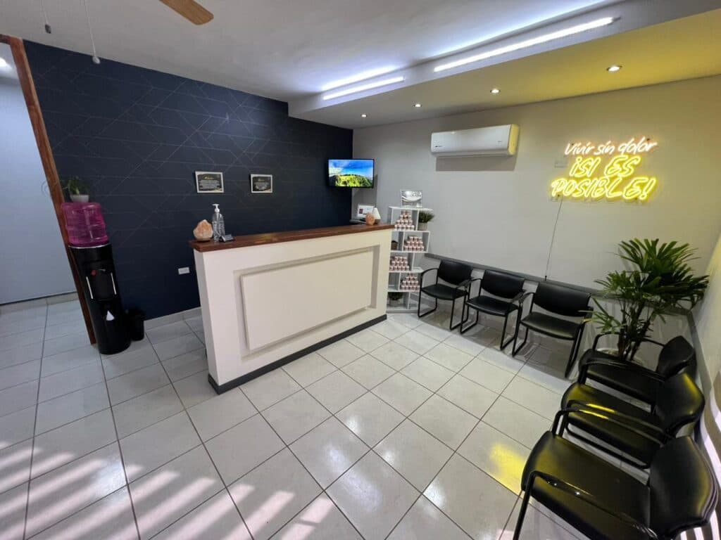 Dr. Juan E. Gil Miranda thumbnail 3