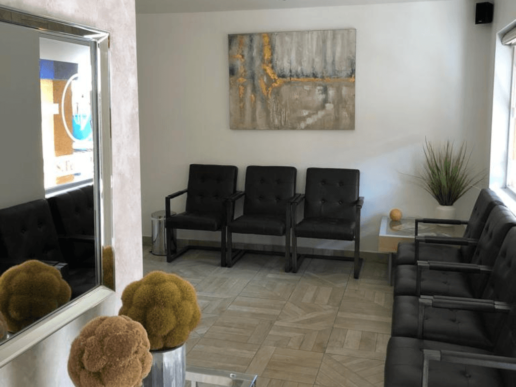 Dra. Fernanda Garcia thumbnail 3