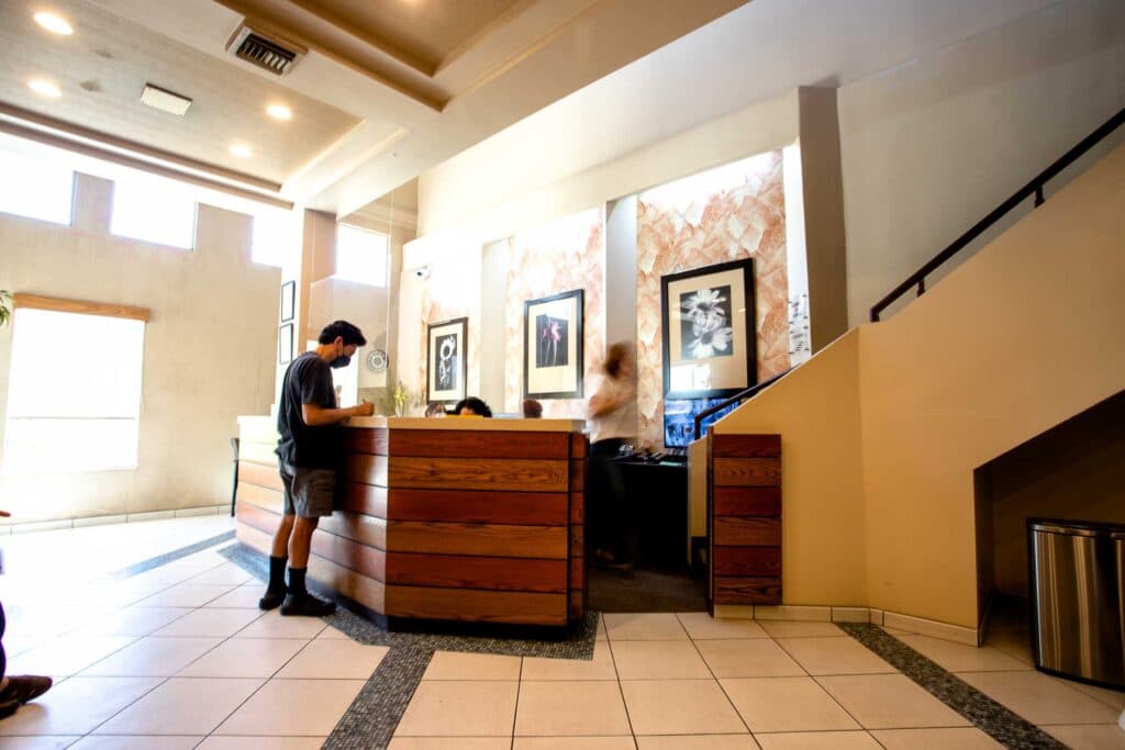 Dra. Leticia Peralta thumbnail 2